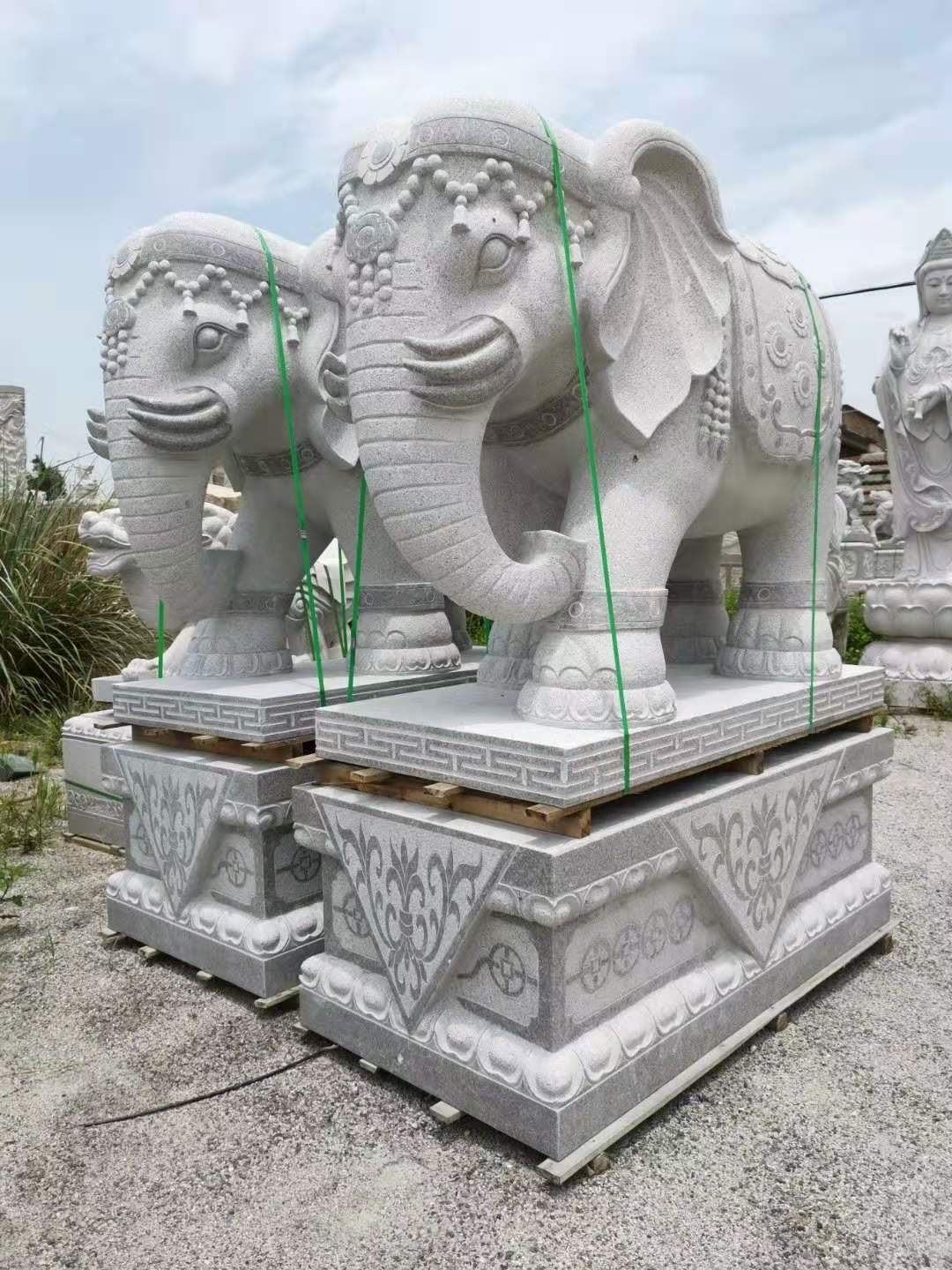 石雕大象摆放风水 石雕大象厂家批发 石头大象图片
