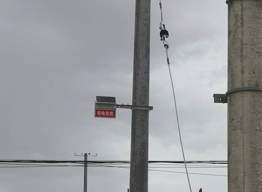 电力设施警示牌警示系列装置-智能警示装置