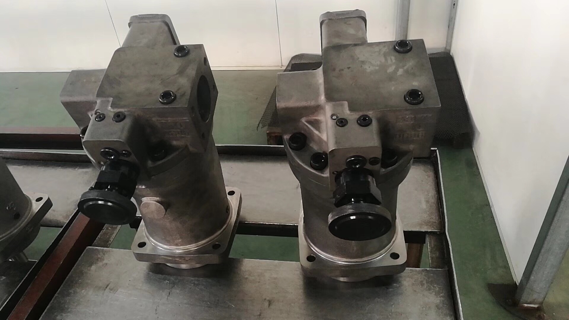 力士乐柱塞泵A10VO140DR/31R-VPB12N00威格士液压设备