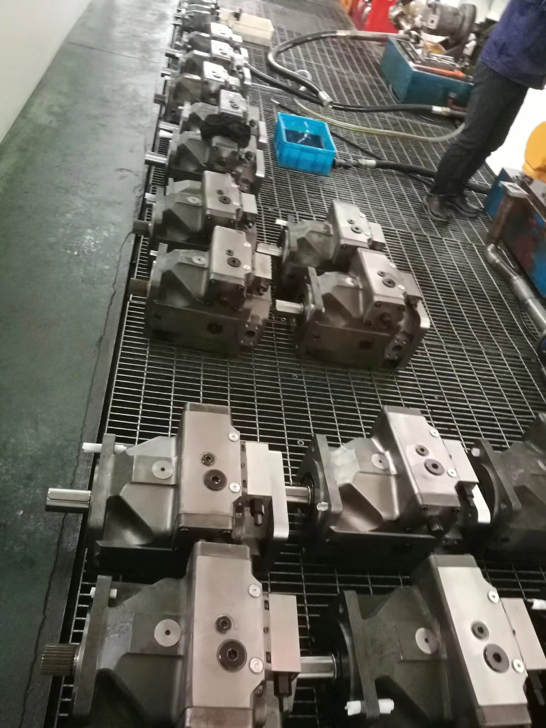 力士乐柱塞泵A10VO140DR/31R-VPB12N00威格士液压设备