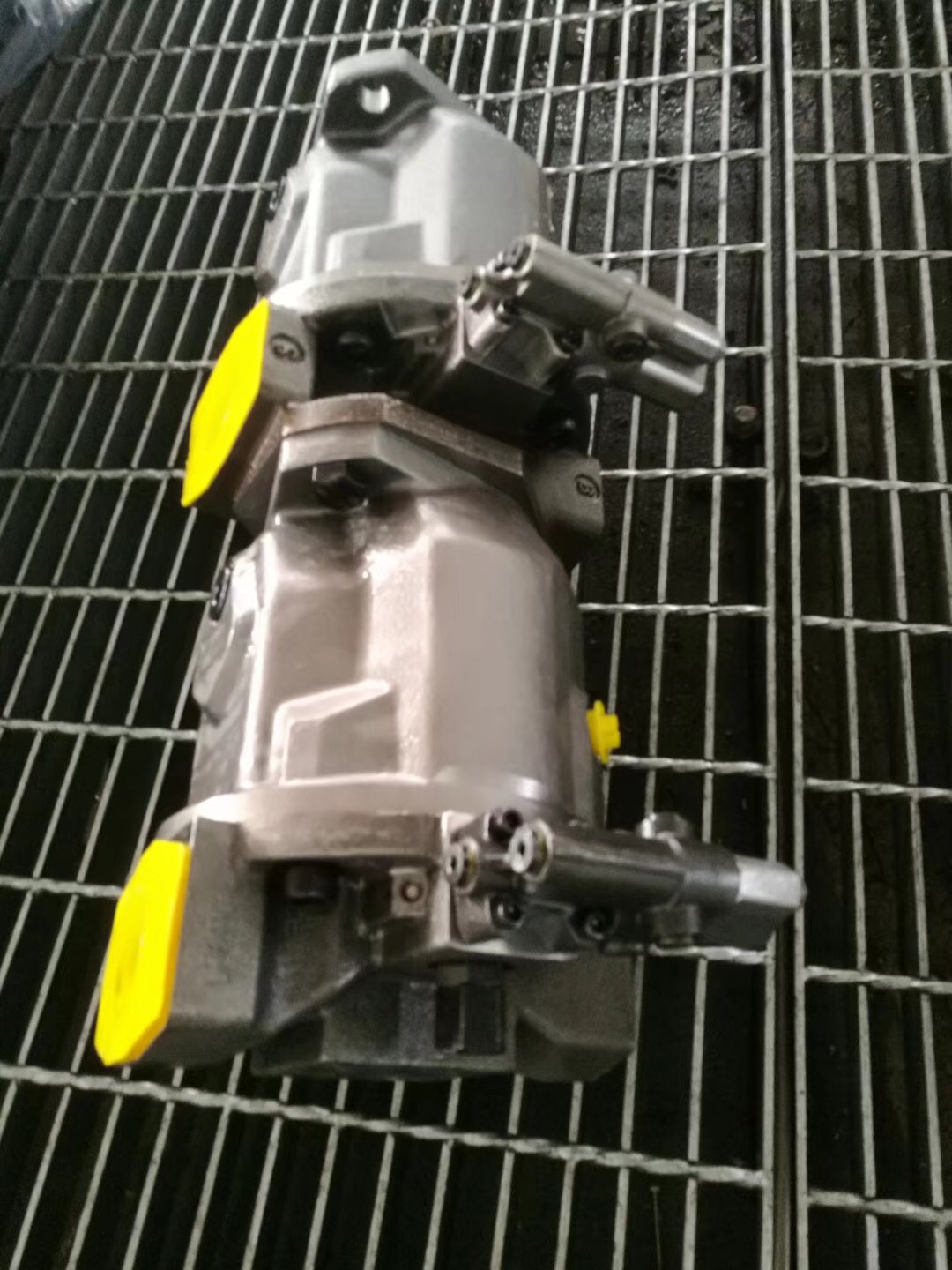 柱塞泵A10VO45DFR1/52R-VUC64NOO威格士液压设备