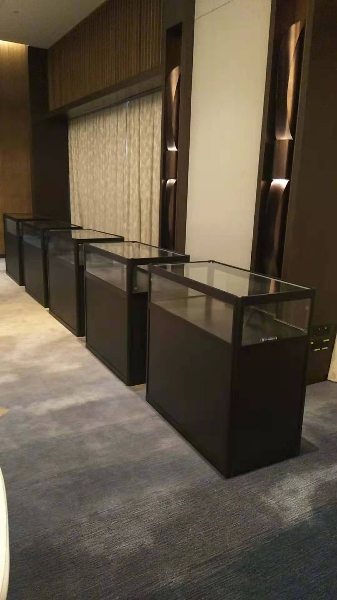 黑色折叠矮柜出租服务  黑色玻璃柜  展览展柜  会展器材