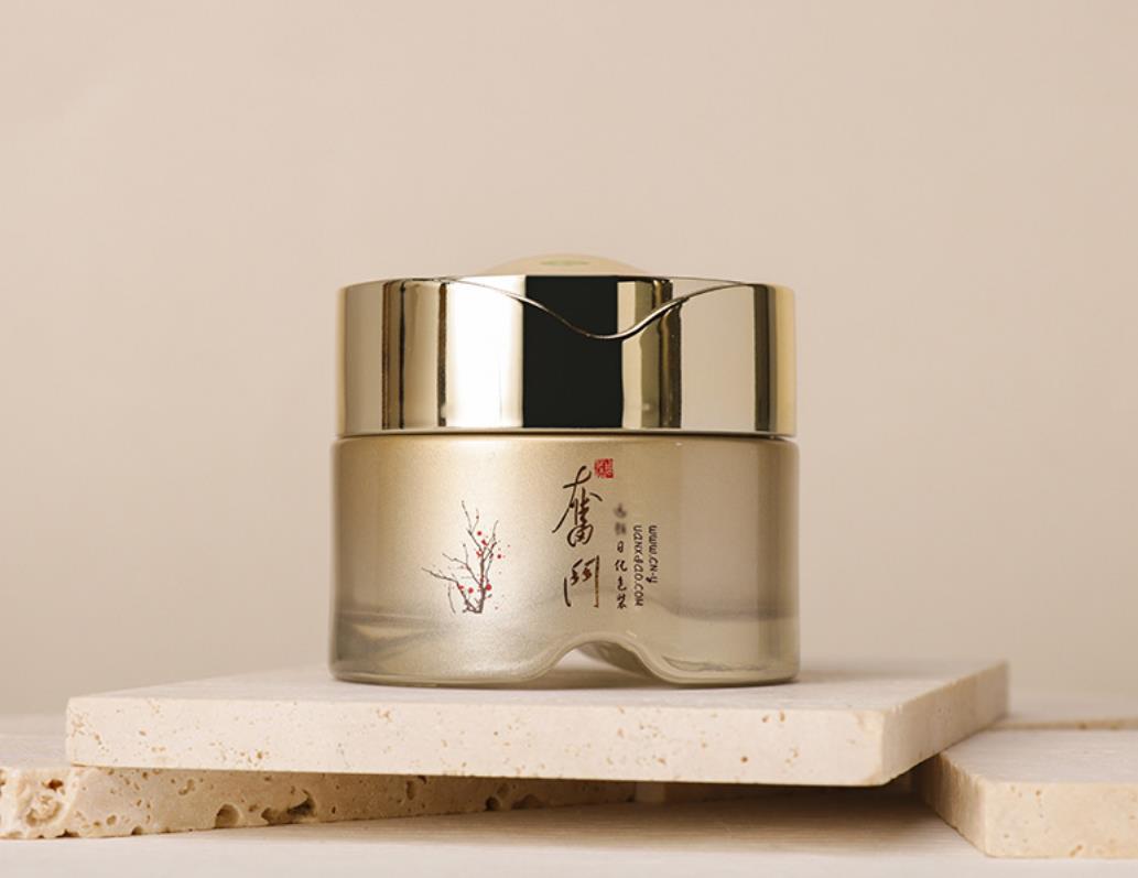 化妆品玻璃瓶生产厂家，玻璃分装瓶生产厂家  化妆品瓶生产厂家