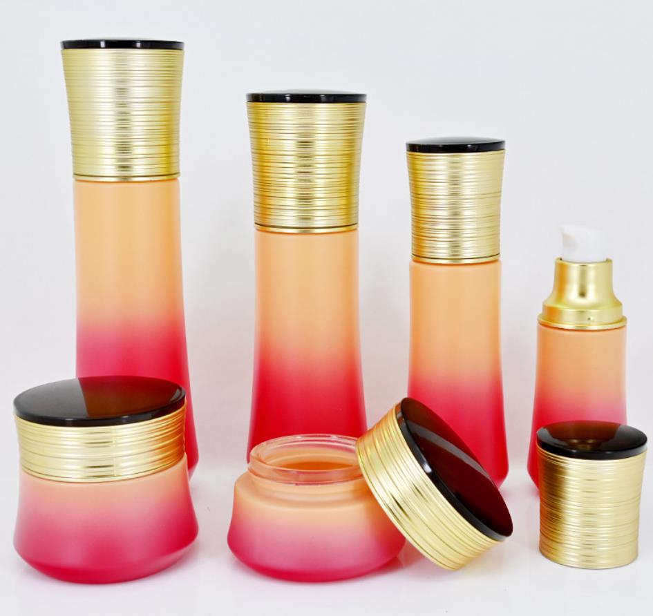 化妆品套装瓶生产厂家，化妆品瓶包材生产厂家  化妆品瓶生产厂家