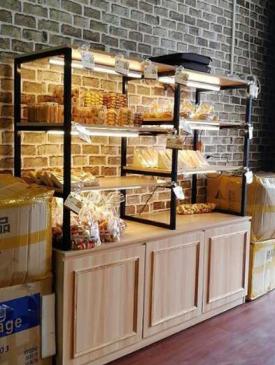 怎样的广州面包中岛柜才算出彩  面包柜  烤漆柜  面包展示柜