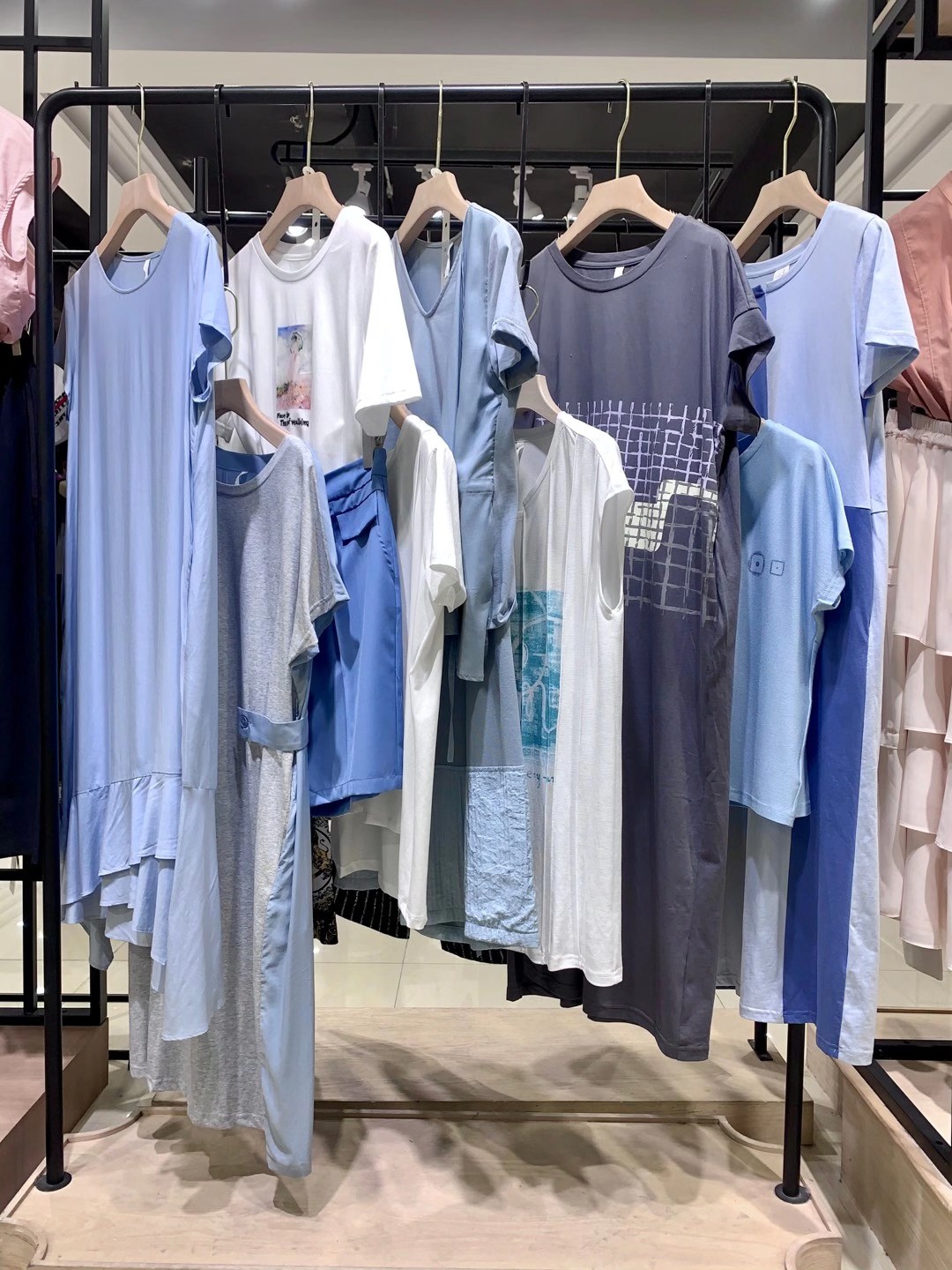 大牌品牌述忘2022夏女装折扣尾货一手货源批发  女装尾货批发  女装库存尾货批发