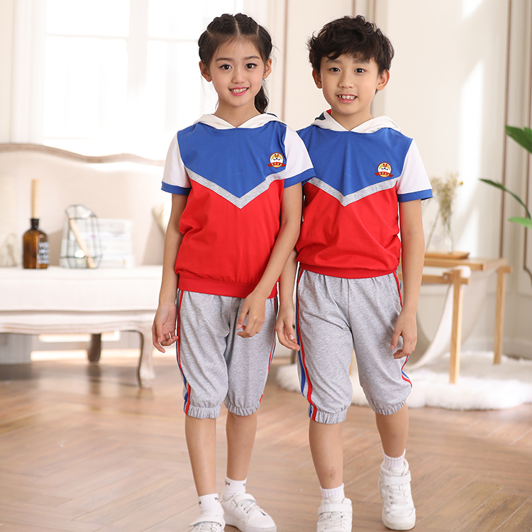 男女时尚童装  校园园服定制