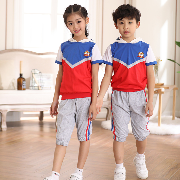男女时尚童装  校园园服定制