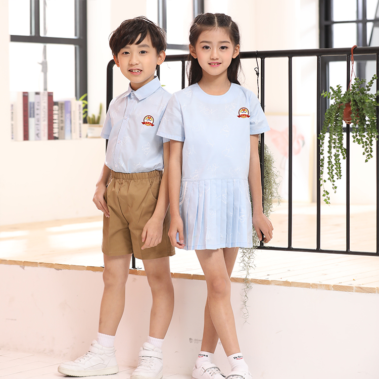 安伊宝宝男女时尚童装校服厂家  园服厂家  校服定制