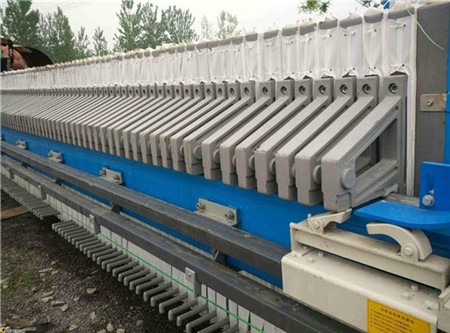 板框压滤机  专业压滤机厂家  板框厢式压滤机  污水泥浆处理设备