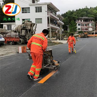 秀山山区马路划线公司 重庆热熔反光型标线持久耐磨  秀山马路划线  秀山划线公司  秀山热熔标线公司