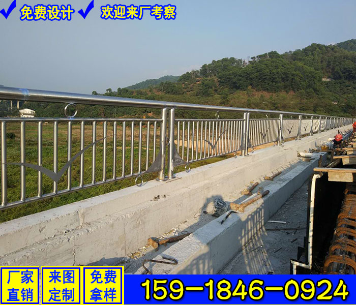 中山道路护栏厂家 定做城市文化隔离栏杆 交通围栏