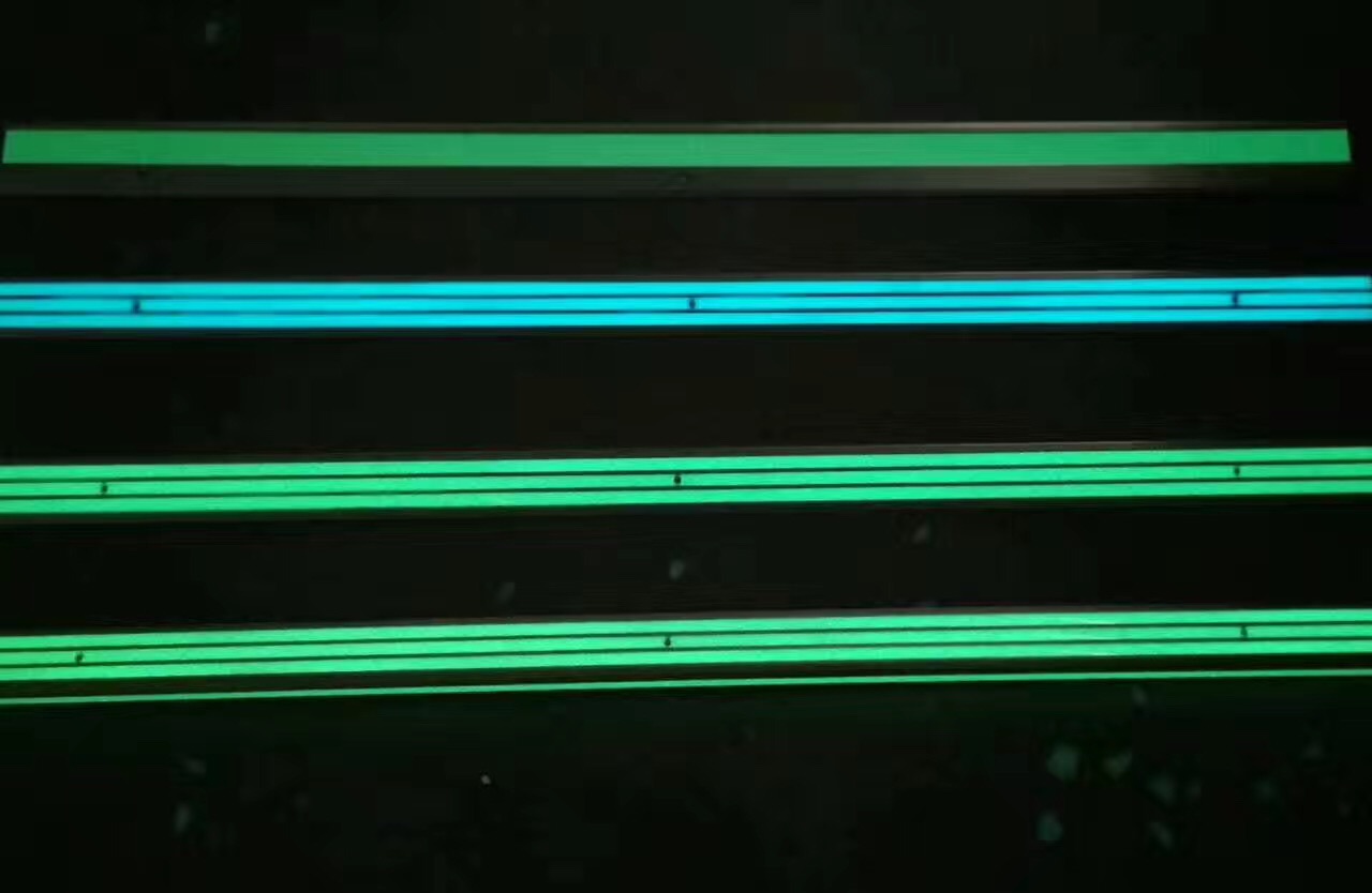 夜光铝条 夜光铝板防滑条止步条蓄光自发光标志  夜光楼梯防滑条  铝板荧光地贴  发光铝板标识