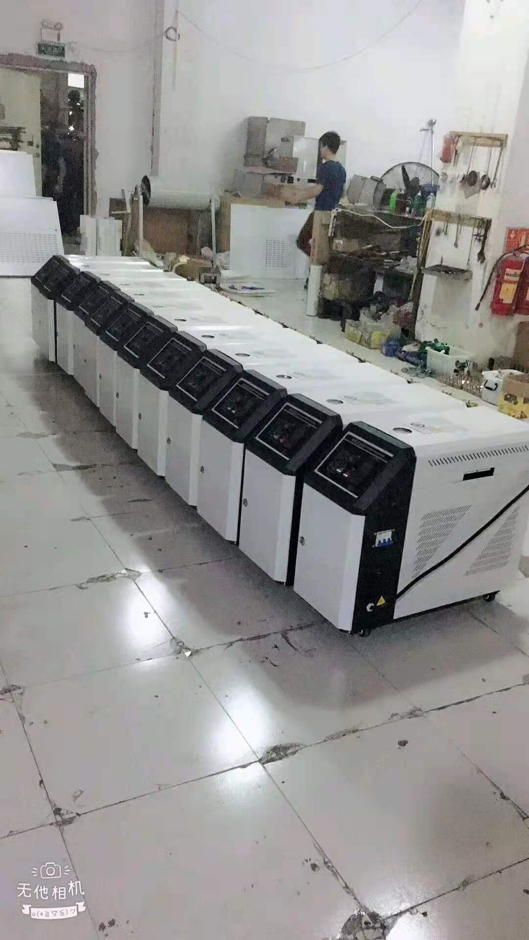 深圳高温模温机 180度高温恒温机  深圳模温机  12千瓦恒温机  油式模温机