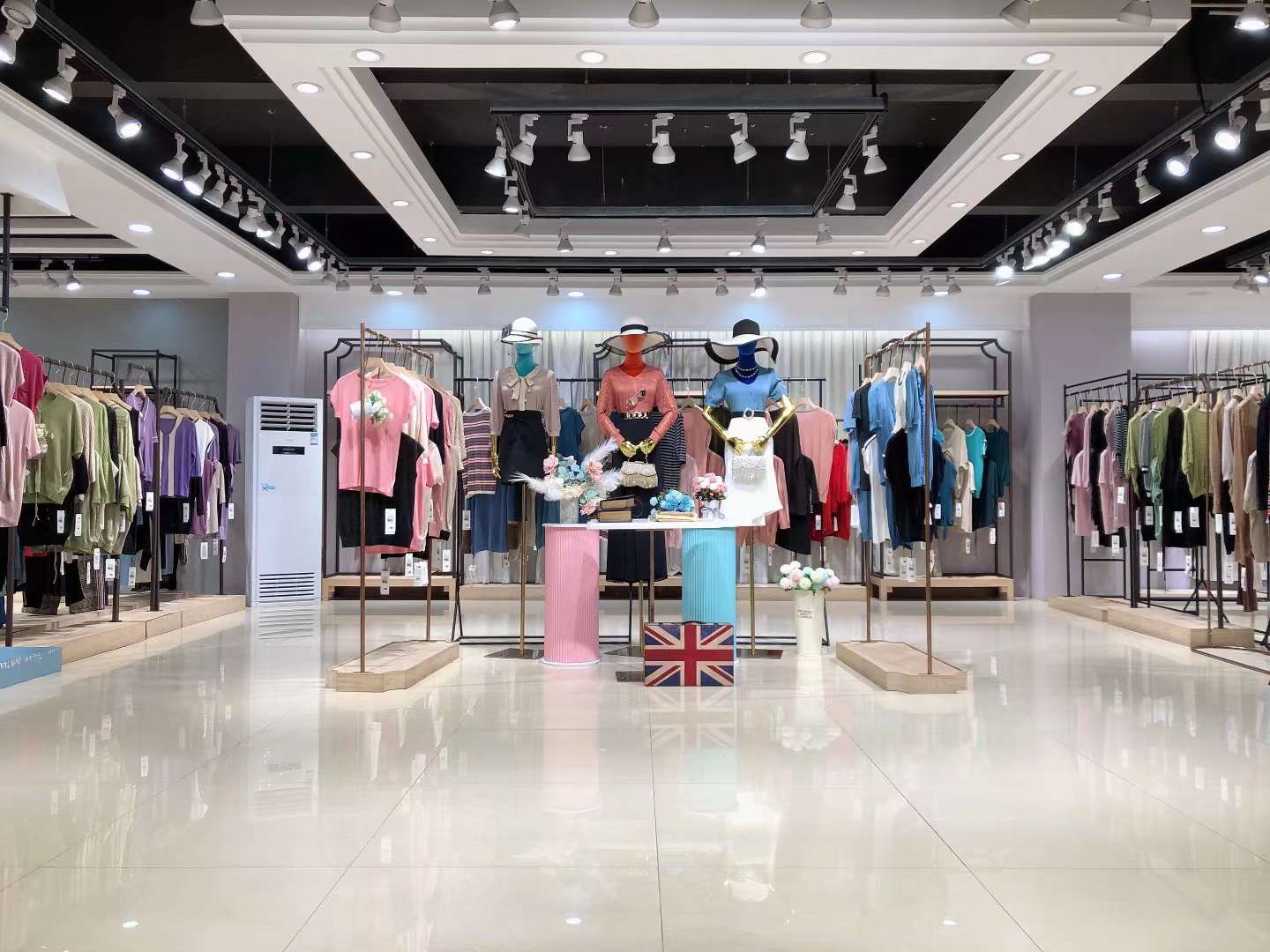杭州品牌沫沫冰麻2022夏正品品牌女装折扣店尾货批发  女装尾货批发  女装库存尾货批发