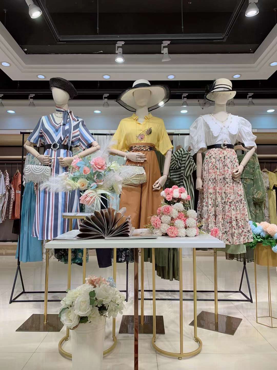 国内一二线品牌丽迪莎22夏品牌折扣女装库存尾货批发  女装折扣  女装尾货批发