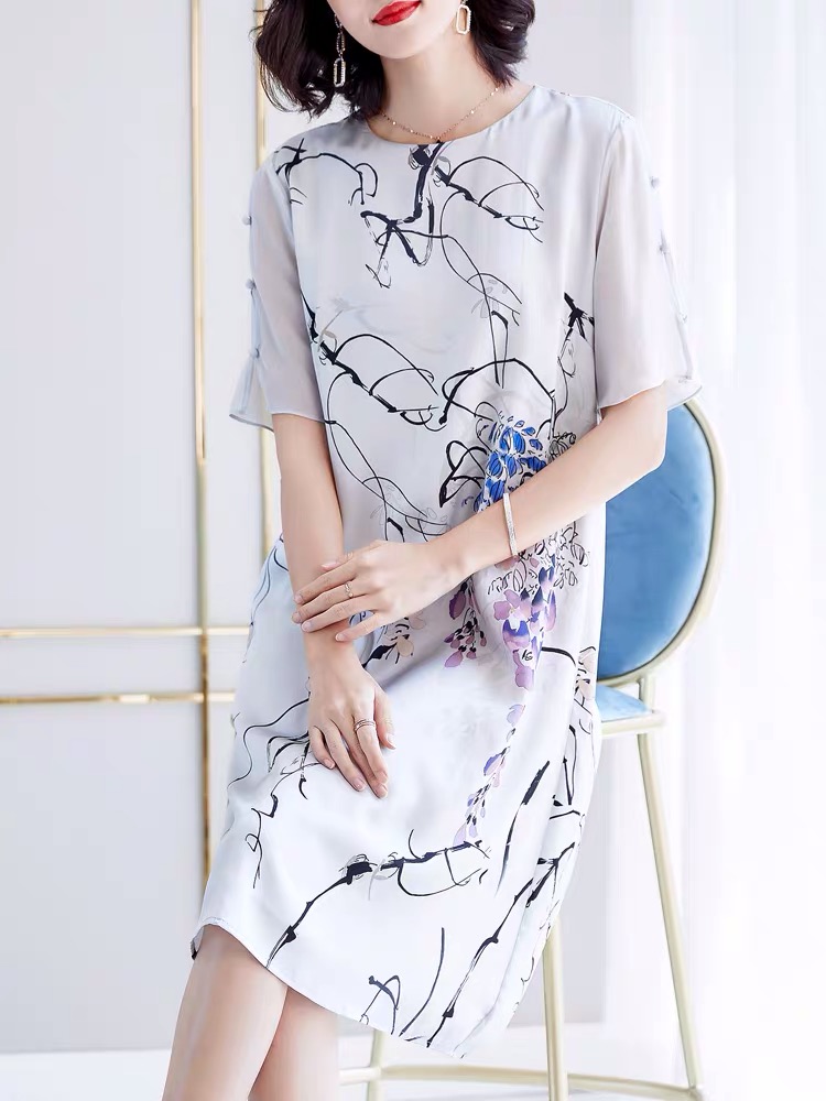 显瘦减龄妈妈大码连衣裙欣炫 品牌连衣裙尾货走份批发  品牌女装尾货批发