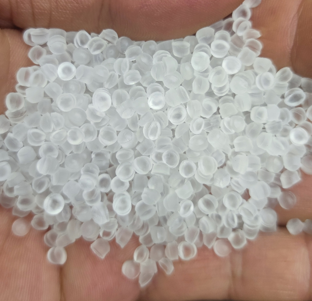环保透明PVC吸盘颗粒料专注PVC生产厂家通用塑料  环保透明PVC颗粒料  pvc生产厂家