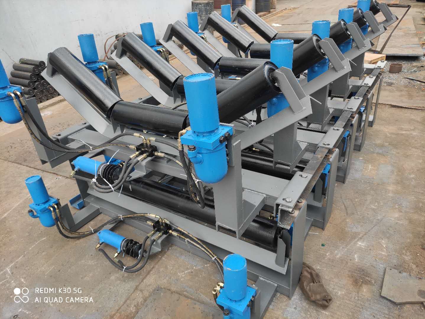 带宽650液压纠偏装置  带宽650液压调偏装置  带宽500液压调偏装置  上皮带液压调偏