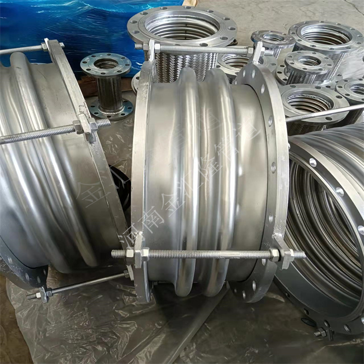 矩形波纹补偿器  矩形波纹膨胀节型号  矩形补偿器厂家  矩形波纹管补偿器作用