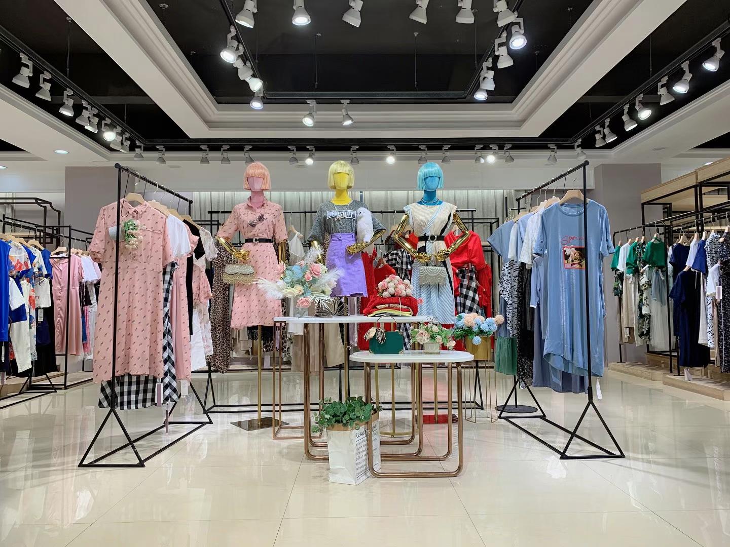 品牌金粉名裳2022夏品牌女装折扣尾货库存批发货源  女装尾货批发  女装库存尾货批发