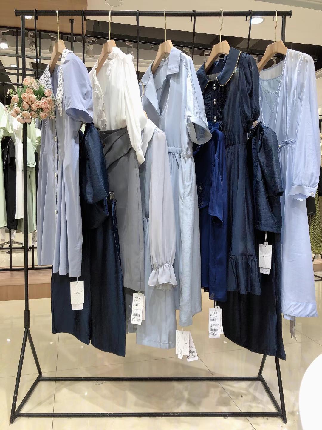 香纳儿2022一二线品牌女装折扣尾货一手货源批发市场  女装尾货批发  女装库存尾货批发