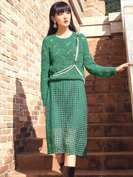 杭州品牌凡恩2022品牌女装折扣尾货货源走份批发供应链  女装尾货批发  女装库存尾货批发