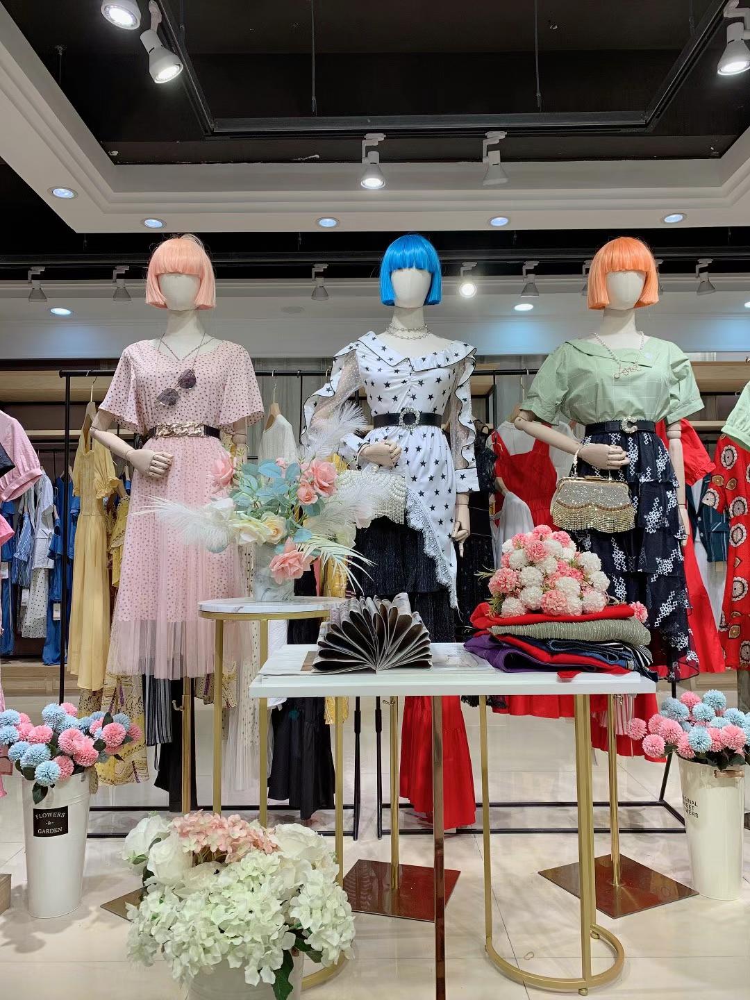 品牌女装贝银2022夏品牌女装折扣店玩会批发市场  女装尾货批发  女装库存尾货批发