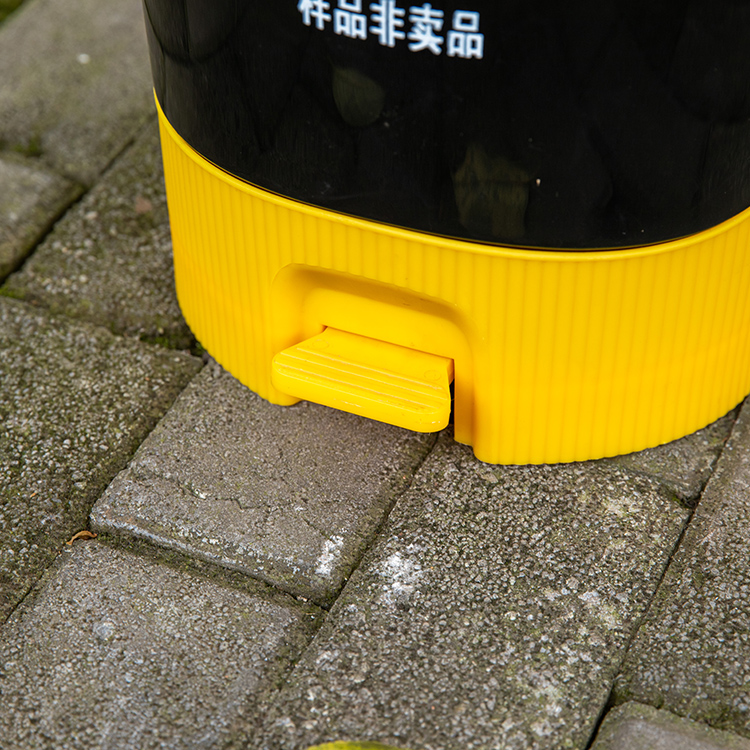 贵州塑料垃圾桶室内办公垃圾桶12L脚踩垃圾桶  环卫垃圾桶  室内垃圾桶