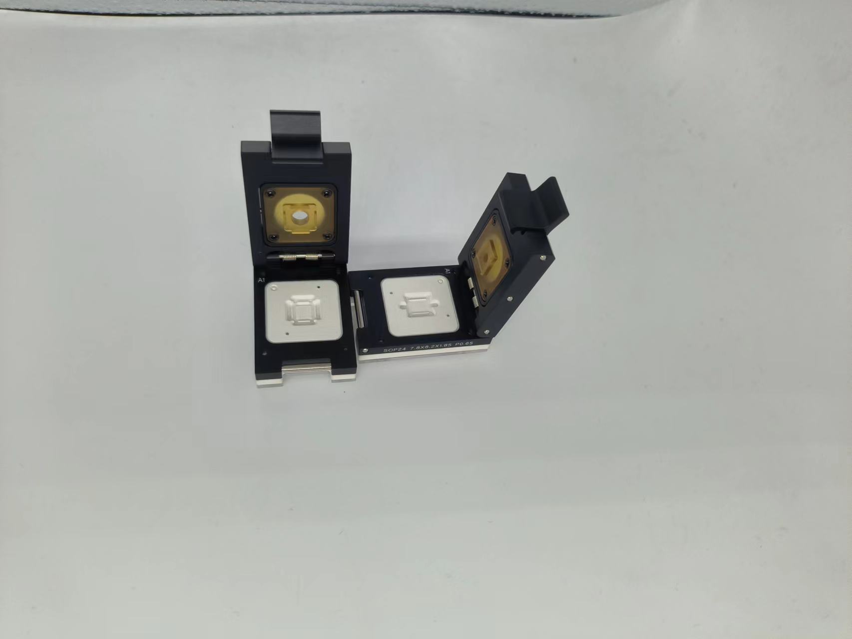 东都技术有限公司  测试座  老化座  单排老化测试座