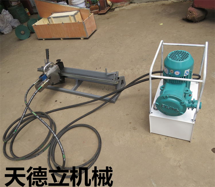 输送带钉扣机  高强度液压钉扣机  气动钉扣机  锤打式钉扣机