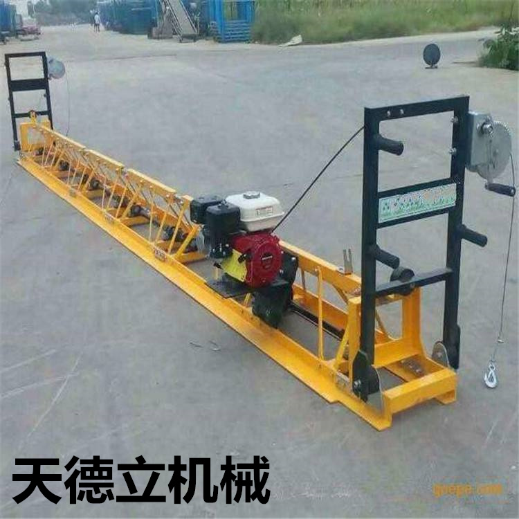 汽油动力振动梁  电动振动梁  混凝土整平机  修路用水泥地面振动梁