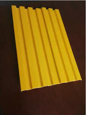 厂家发货多种型号玻璃钢踢脚板高强度墙角线