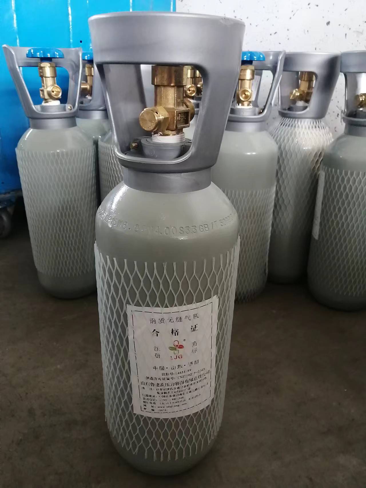 济宁协力气体 山东菏泽高纯氦 纯度5个9 氦漏仪气球氦气