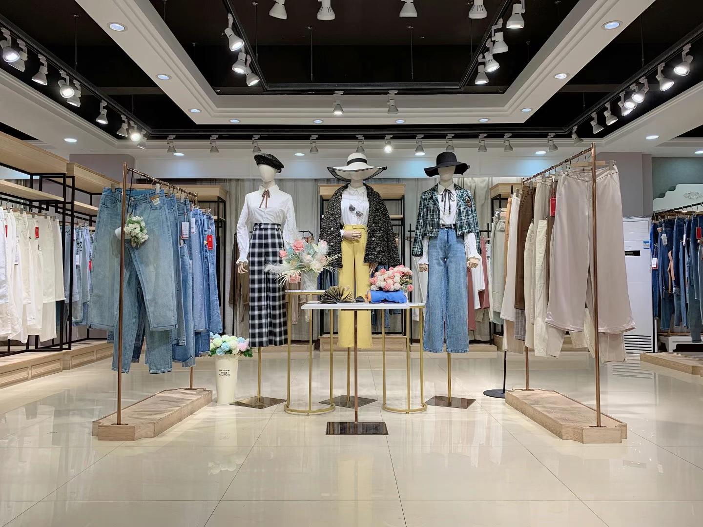知名品牌玉立佳人2022秋品牌女装折扣尾货一手货源批发  女装尾货批发  女装库存尾货批发
