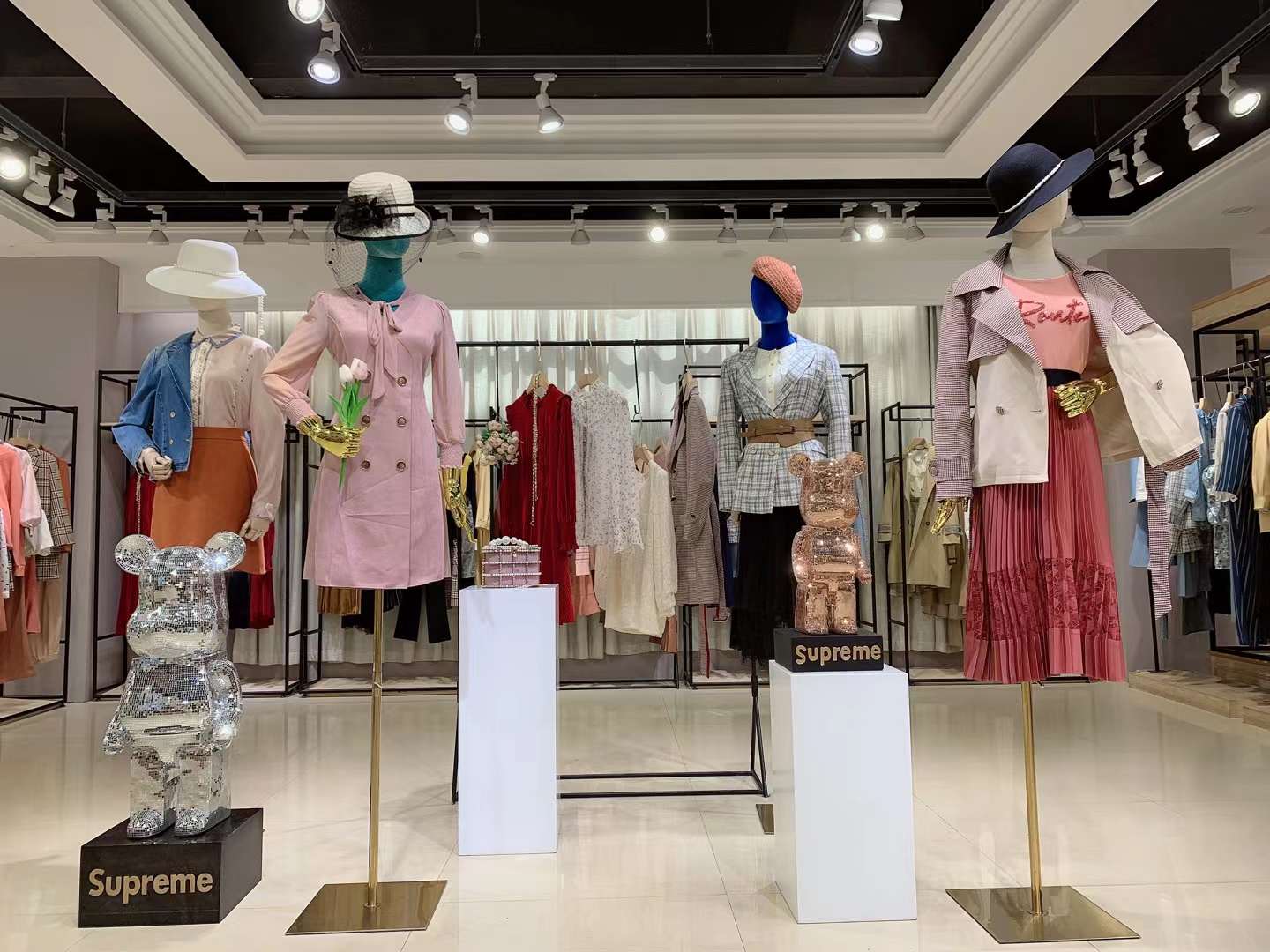 百图2022时尚大码女装折扣尾货货源清仓批发渠道  女装尾货批发  女装一手货源