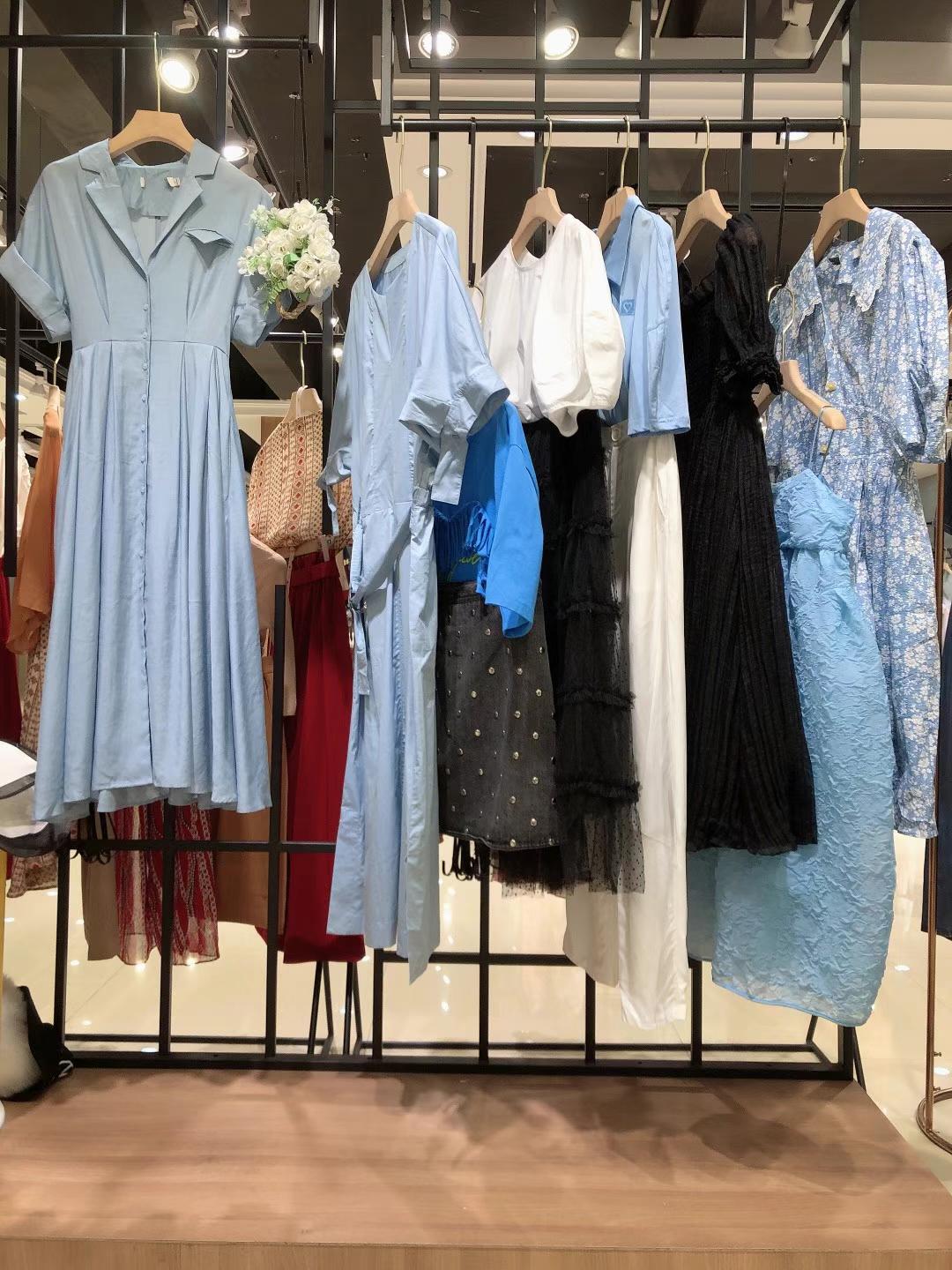 高端品牌米祖2022时尚女装折扣尾货批发渠道  女装尾货批发  女装库存尾货批发