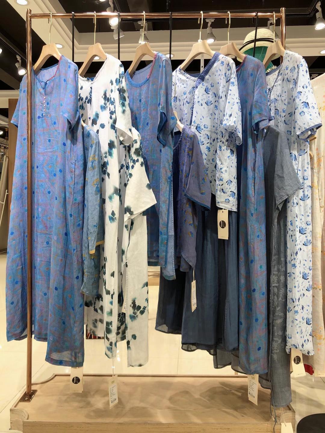 知名品牌女装其十2022时尚女装折扣尾货货源清仓批发  女装尾货批发  女装库存尾货批发