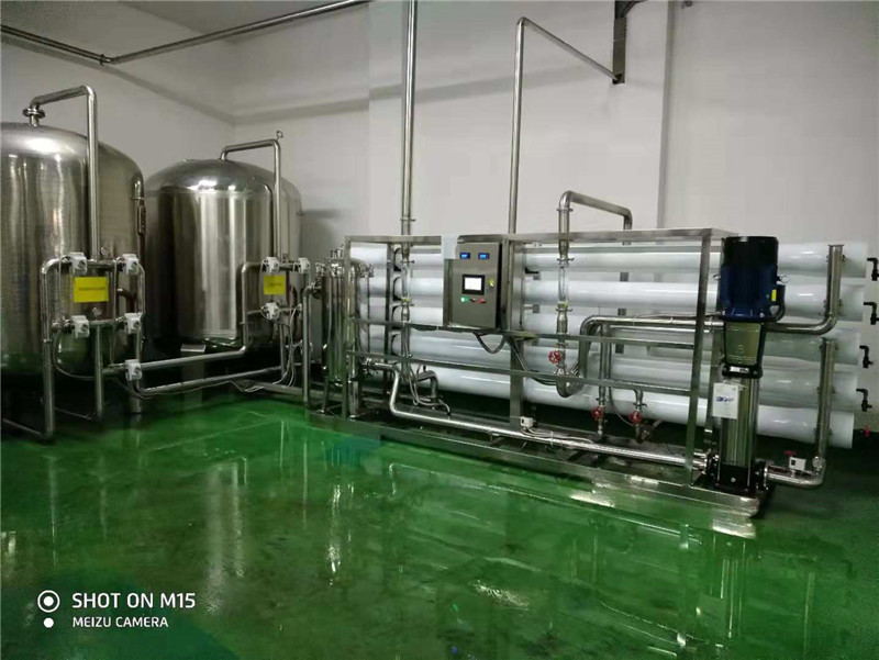 新伟2.5吨反渗透纯水设备不锈钢生产安装销售一体化  纯水系统  纯水处理系统