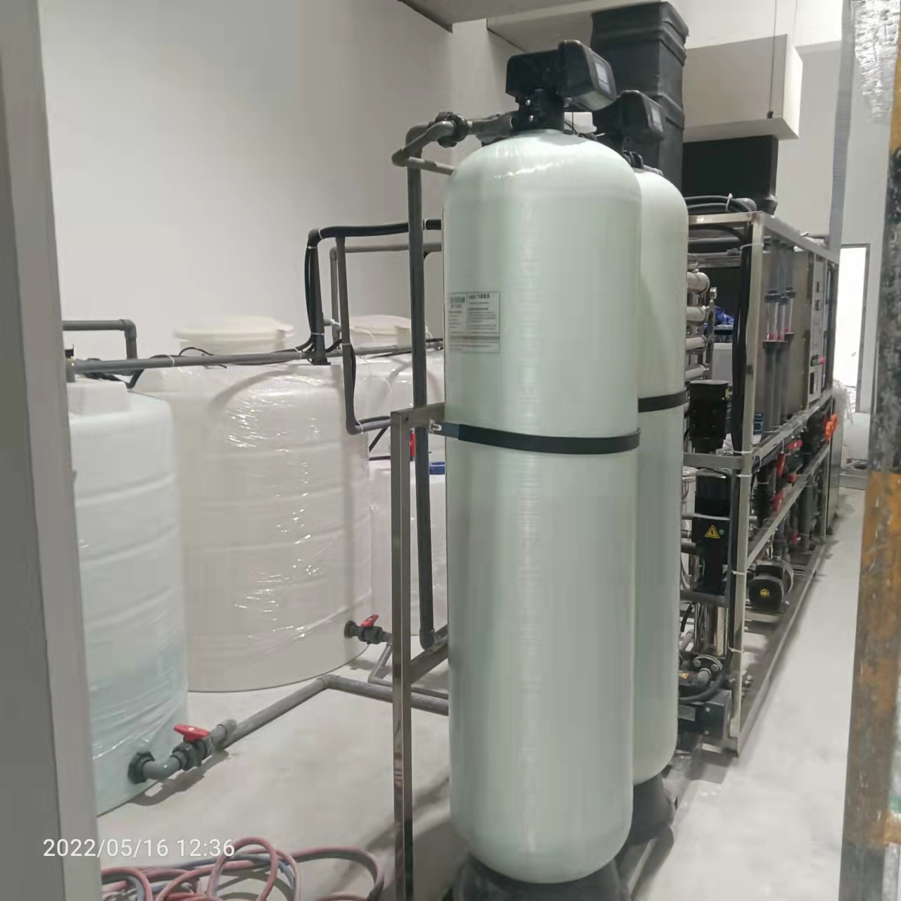 新伟专业水处理5吨反渗透纯水设备 全自动运行稳定  纯水系统  纯水处理系统