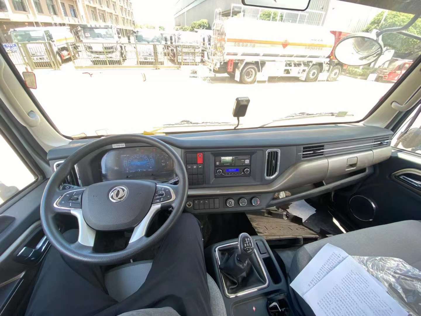 东风华神T3加油车  国六