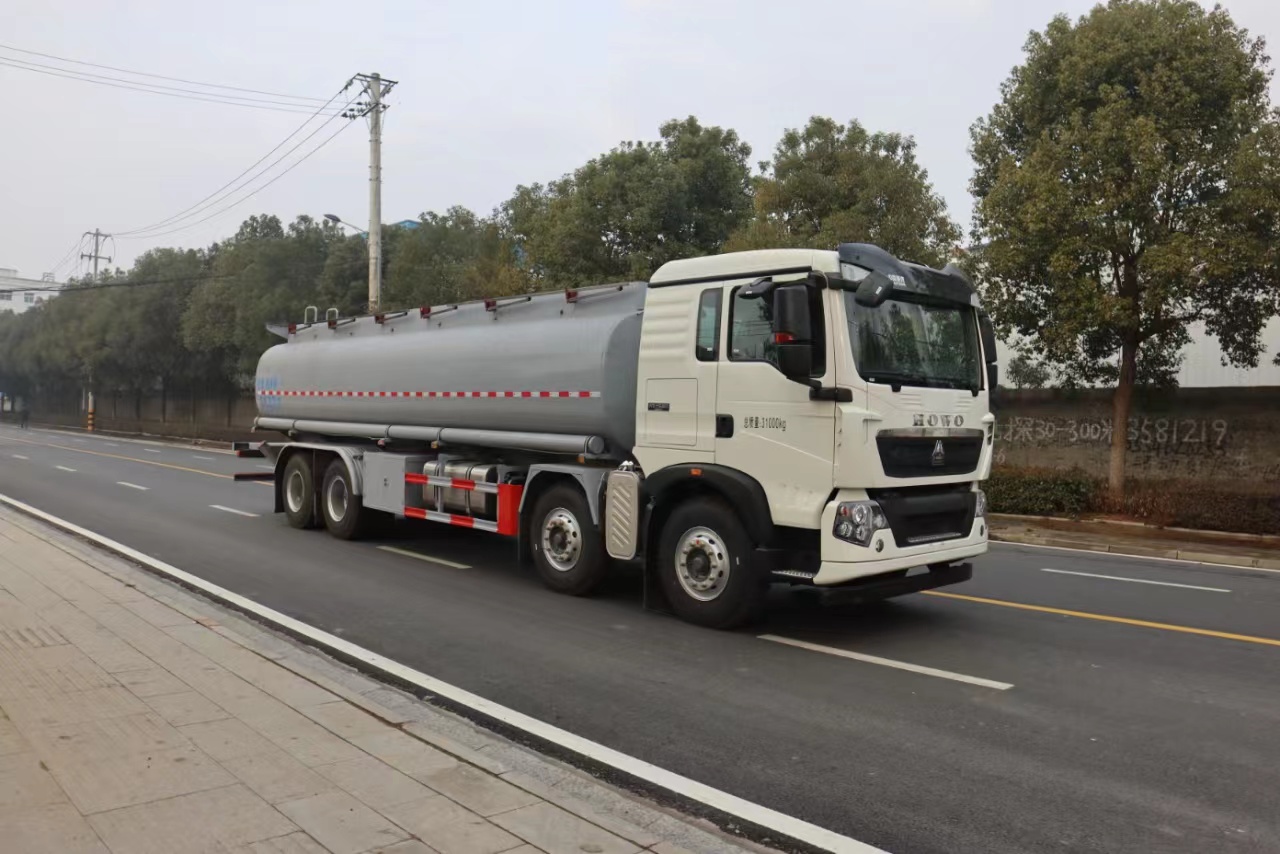 厂家直销前四后八供液车 拉洗井液 减水剂 润滑油 净水剂  洗井液运输车  减水剂运输车