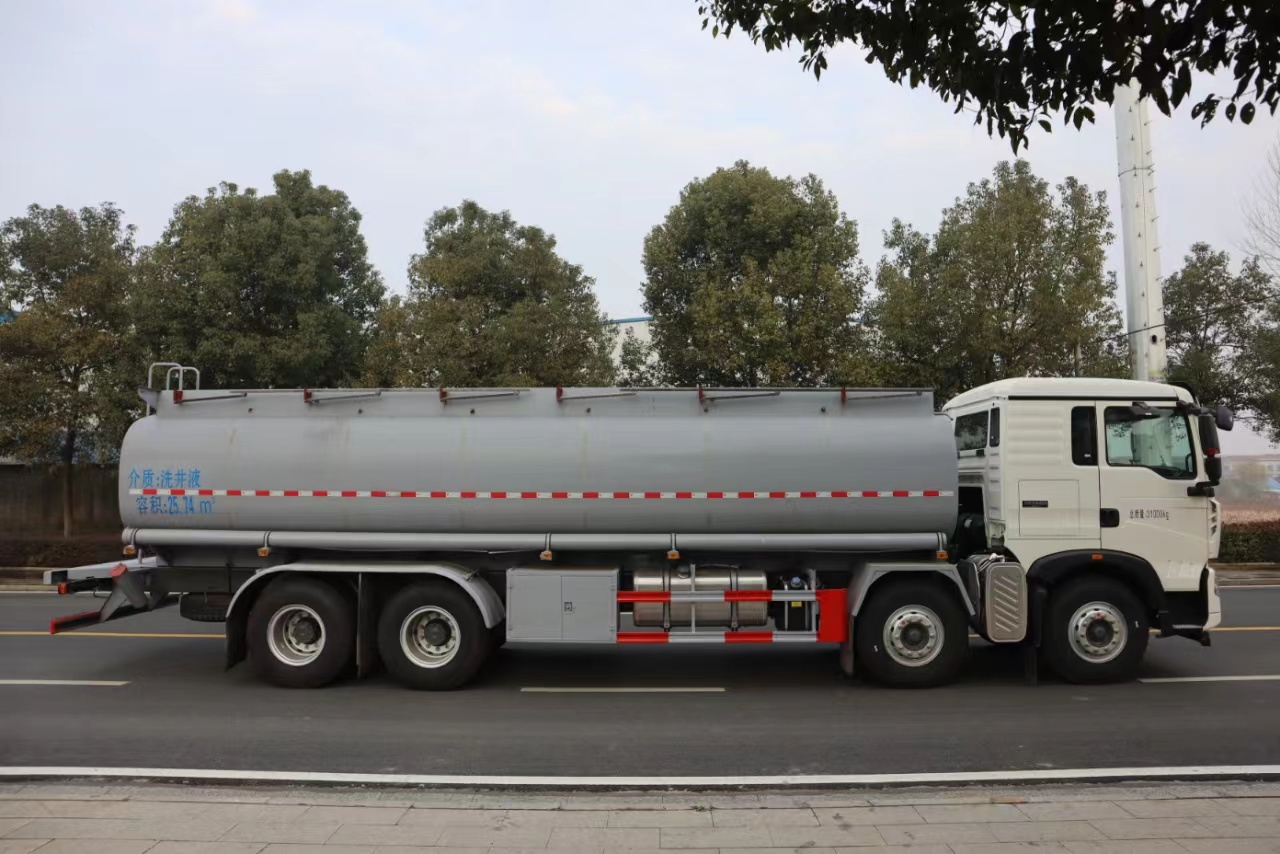 厂家直销前四后八供液车 拉洗井液 减水剂 润滑油 净水剂  洗井液运输车  减水剂运输车