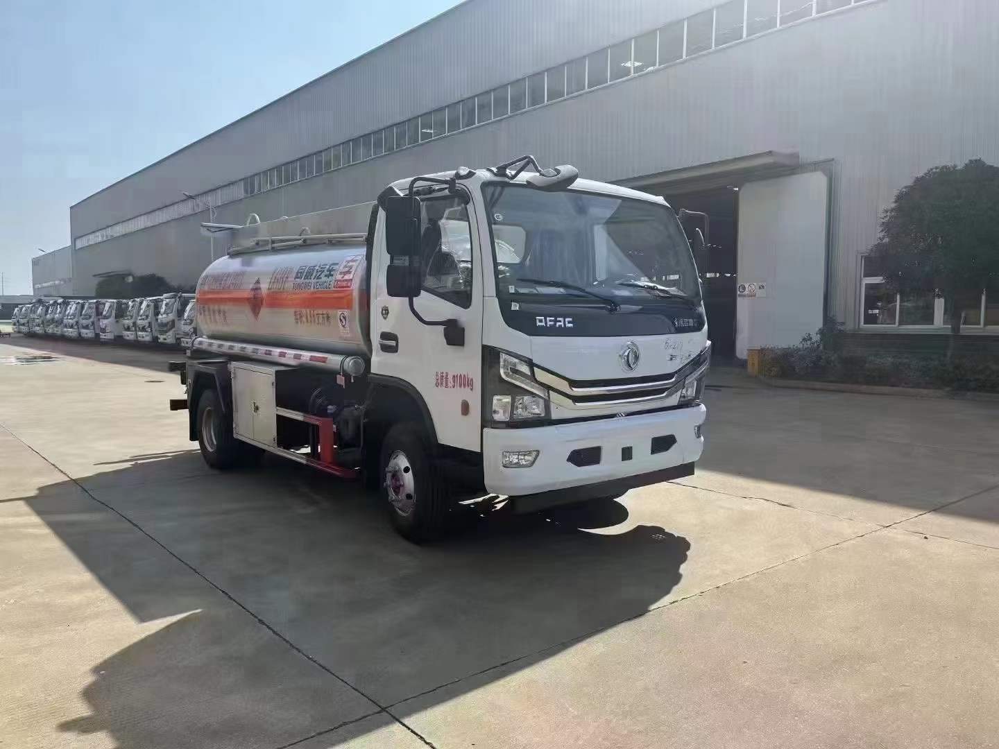 五吨油罐车 玉柴140马力 满载5吨油罐车 新款车  五吨加油车  五吨运油车