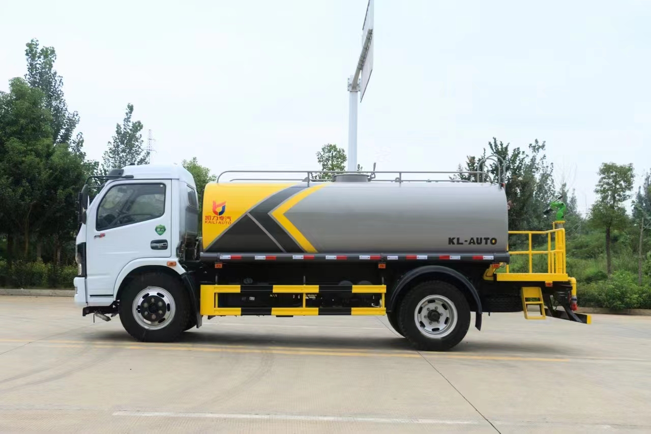 多款洒水车  配置高价格低  二手洒水车  环卫车