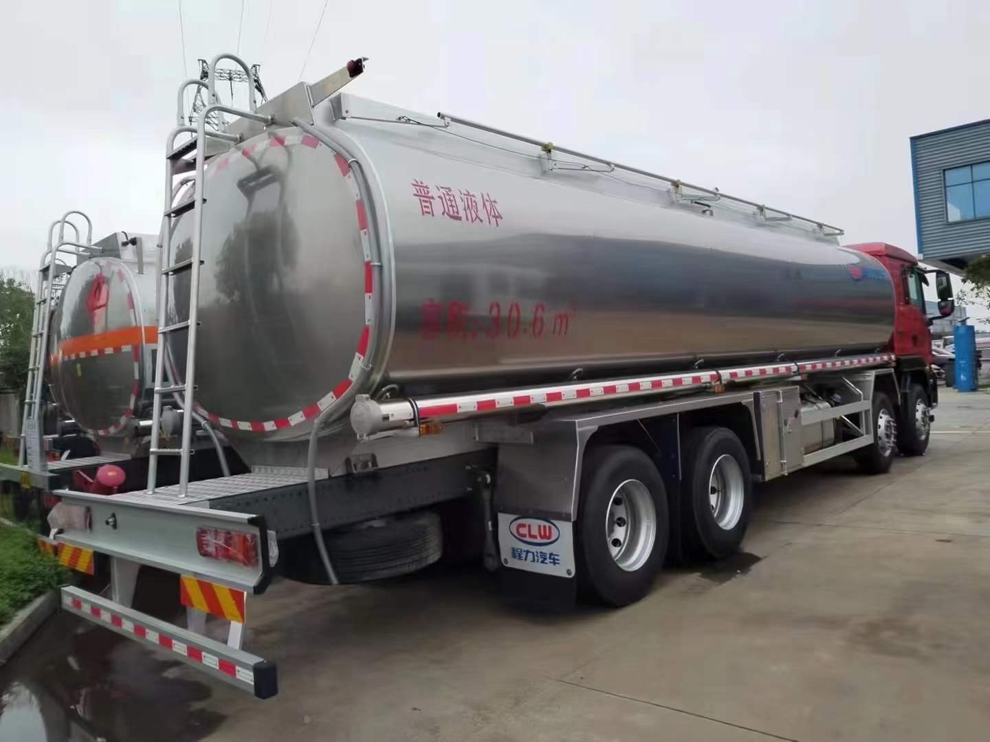 25吨供液车 30吨供液车 汕德卡前四后八普货供液车  20吨供液车  汕德卡普货供液车