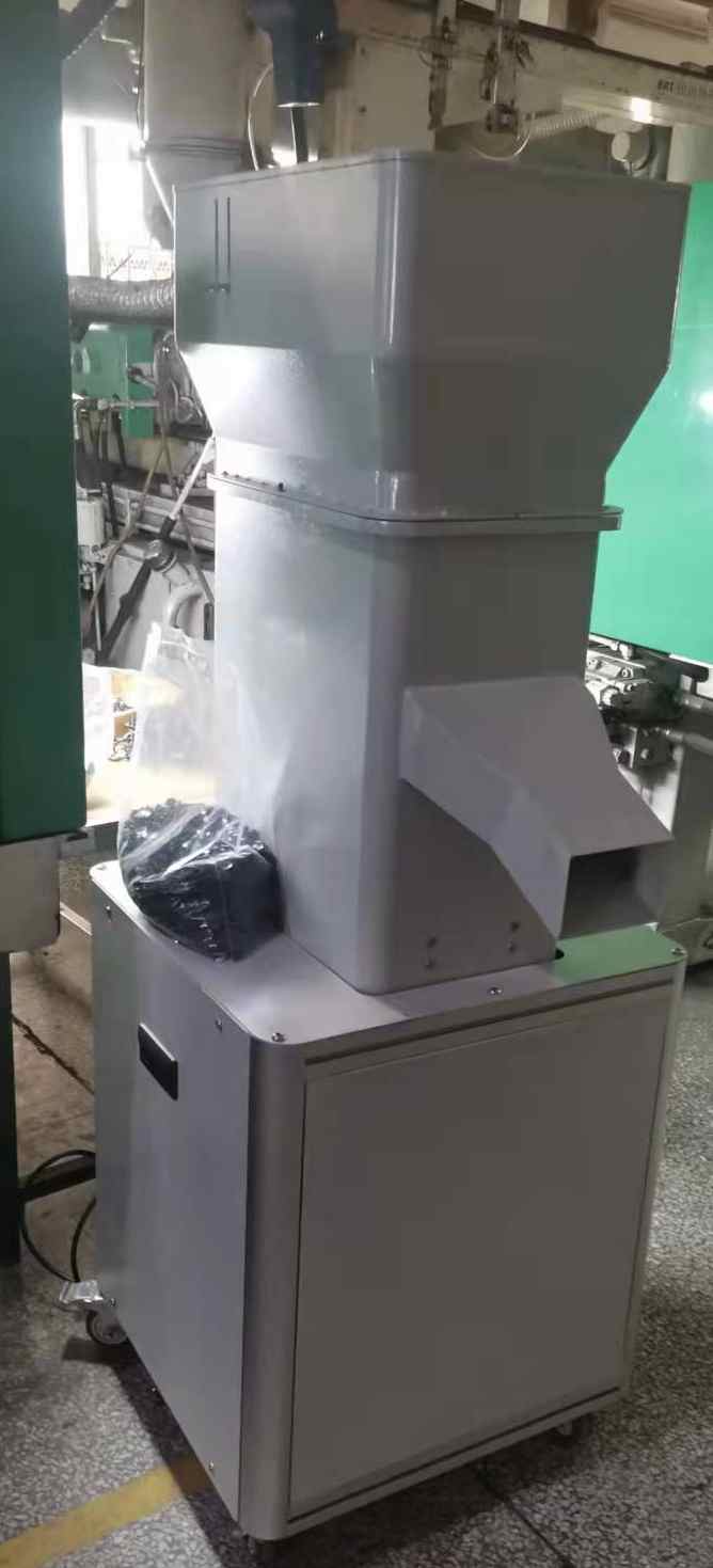 塑胶件专用全自动剪水口机  塑机辅机  耐用