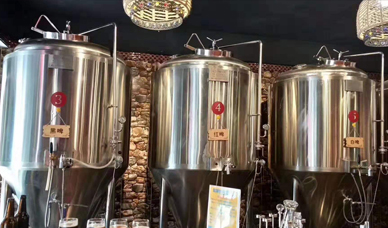 河北精酿酒馆啤酒设备酿酒设备厂家500升啤酒发酵罐  啤酒设备发酵罐  500升啤酒设备  河北啤酒设备厂家