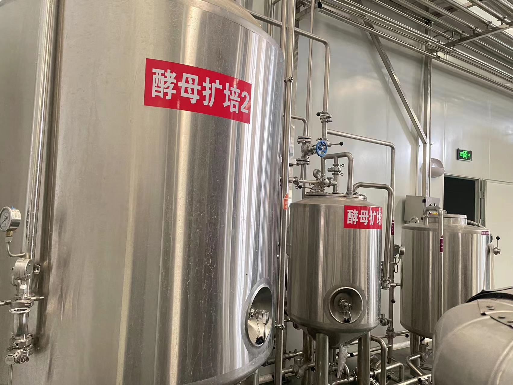 成都啤酒厂全套酿啤酒设备大型自动化啤酒设备生产厂家  啤酒厂全套酿酒设备  自动化啤酒设备厂家  成都啤酒设备