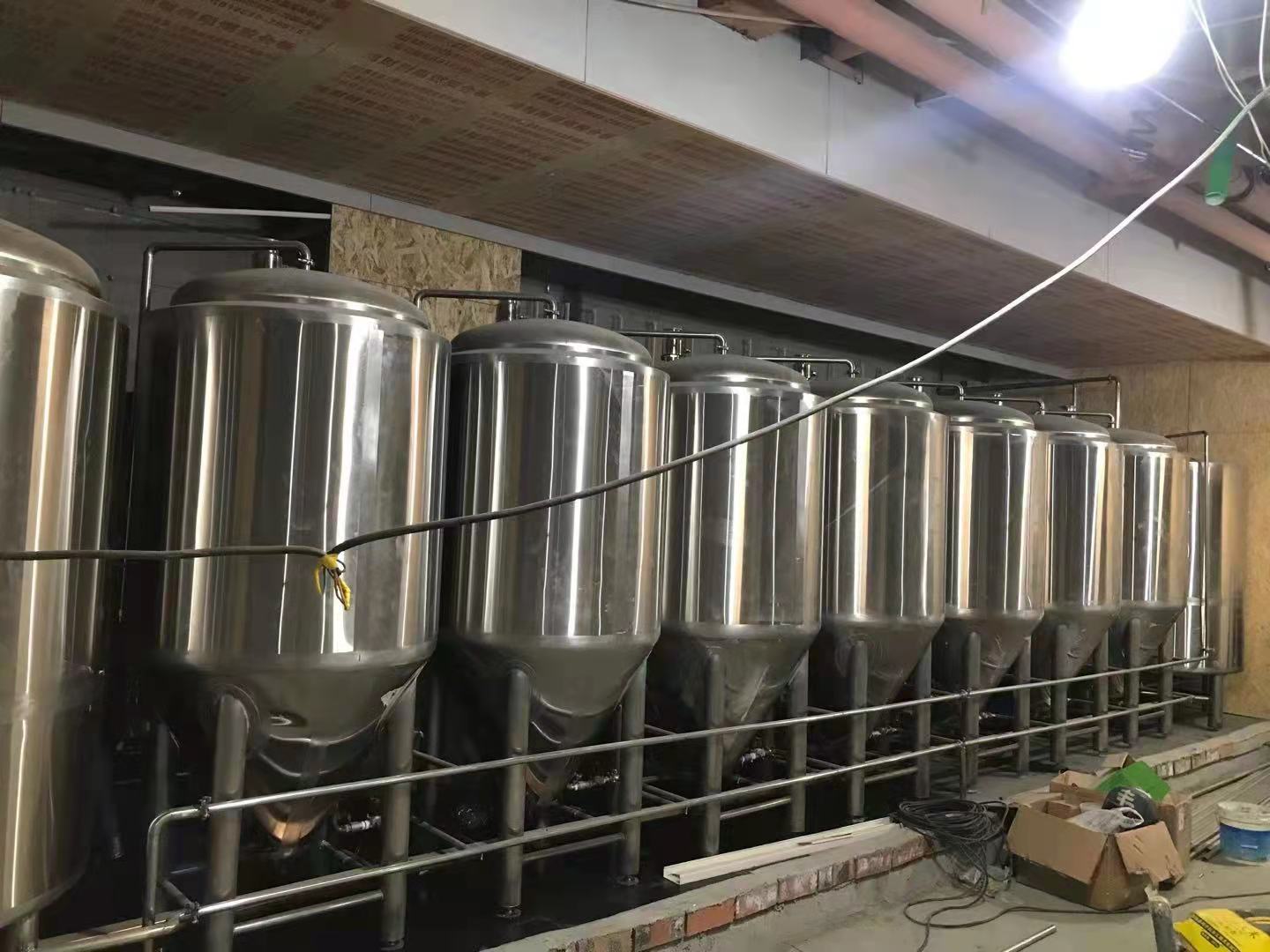 河南餐饮店1000升精酿啤酒设备酿啤酒的设备有哪些配置  河南精酿啤酒设备
